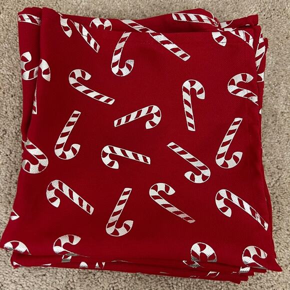Nicole Miller Candy Cane Napkins Red Silver Set of 7 Holiday Christmas Hosting - Picture 7 of 9
